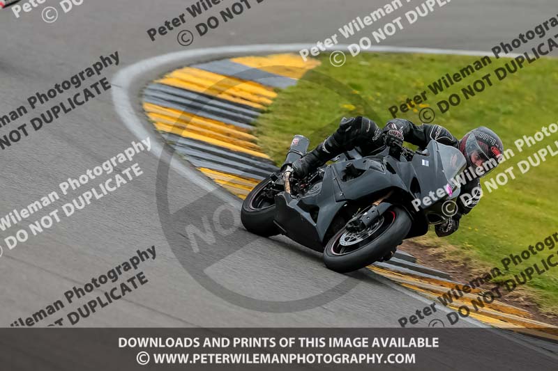 PJM Photography;anglesey no limits trackday;anglesey photographs;anglesey trackday photographs;enduro digital images;event digital images;eventdigitalimages;no limits trackdays;peter wileman photography;racing digital images;trac mon;trackday digital images;trackday photos;ty croes